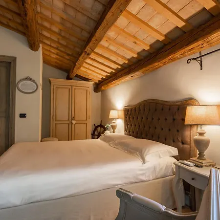 Casina Le Conserve 4*